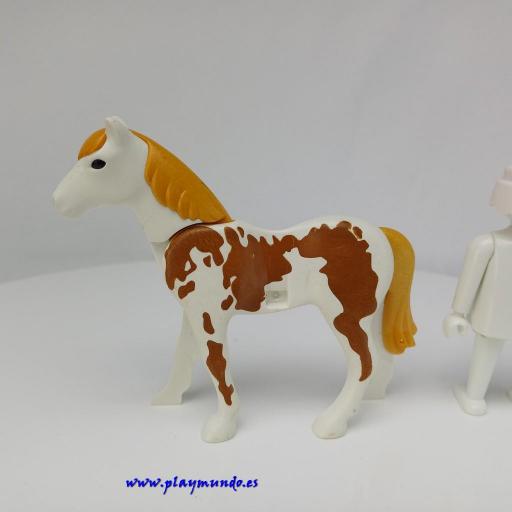 PLAYMOBIL CABALLO BLANCO MANCHAS MARRONES mod0591 [0]
