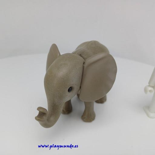 PLAYMOBIL CRIA  ELEFANTE PRIMERA EPOCA [2]