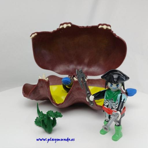 PLAYMOBIL 4802 PIRATA FANTASMA CON CONCHA MARINA (AÑO 2014)