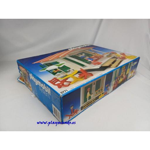 PLAYMOBIL 3771 CASA DE CAMPO  (Version 1 , AÑO 1987 -1993) [4]