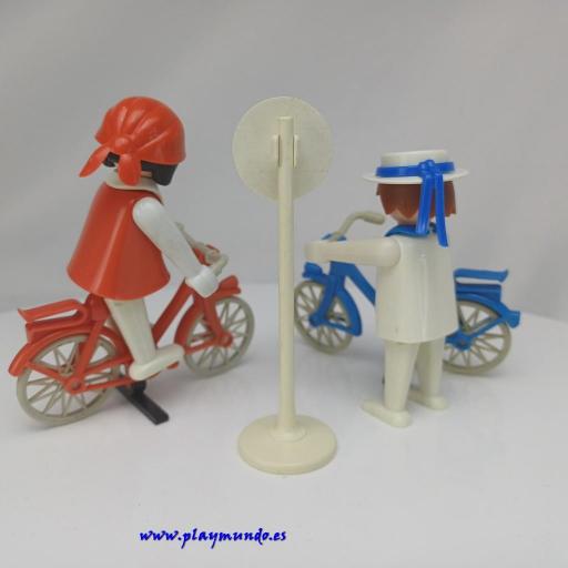 PLAYMOBIL 3573 CICLISTAS (AÑO 1980) [5]