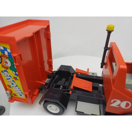 PLAYMOBIL 3452 CAMION CAMELLOS Y DOMADOR DEL CIRCO (AÑO 1986) [7]