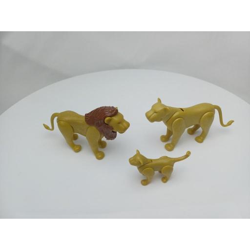 PLAYMOBIL ANIMALES FAMILIA LEONES CLASICO   [1]