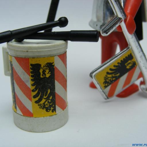 PLAYMOBIL 3380 SOLDADO MEDIEVAL (AÑO 1977 - 1980) [2]