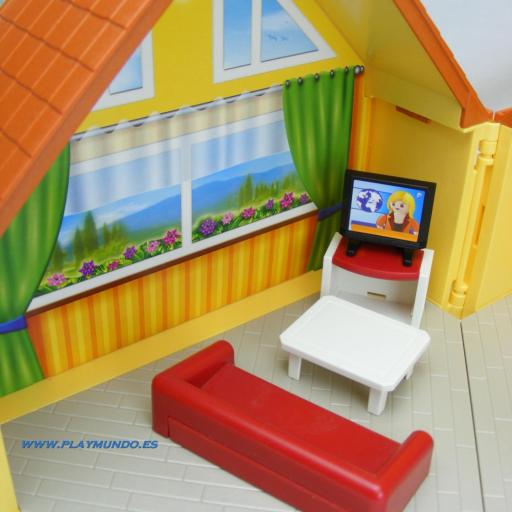 PLAYMOBIL  CASA  CON MOBILIARIO [2]