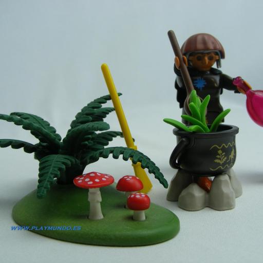PLAYMOBIL  3838 BRUJA CON CALDERO (AÑO 1995 - 1996) [2]