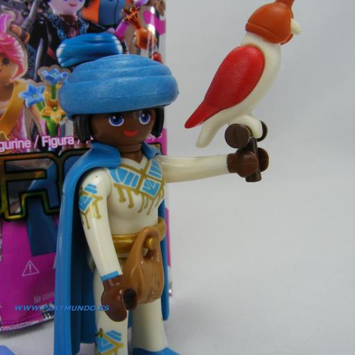 PLAYMOBIL SERIE 24 CHICAS ARABE CON HALCON [1]