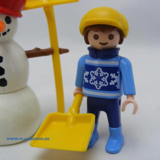 PLAYMOBIL 4680 SPECIAL NIÑO CON MUÑECO DE NIEVE (AÑO 2008) [1]
