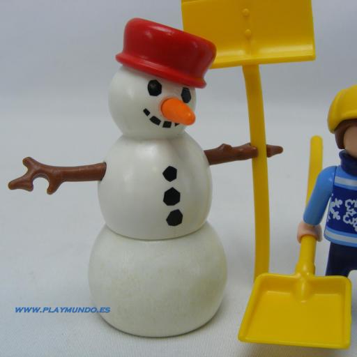 PLAYMOBIL 4680 SPECIAL NIÑO CON MUÑECO DE NIEVE (AÑO 2008) [2]