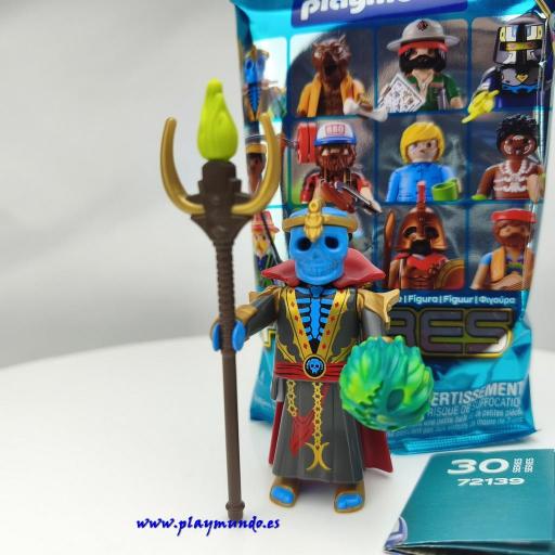 PLAYMOBIL SERIE  30 CHICOS BRUJO O MAGO ESQUELETO