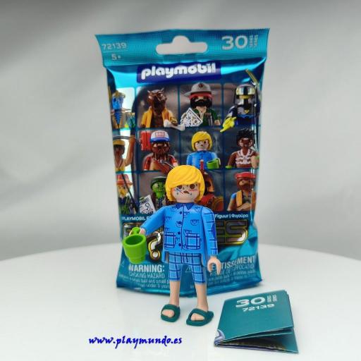 PLAYMOBIL SERIE  30 CHICOS CHICO ENFERMO [1]