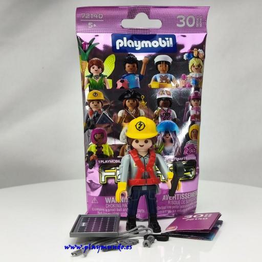 PLAYMOBIL SERIE  30 CHICAS INSTALADORA DE PANELES SOLARES [1]