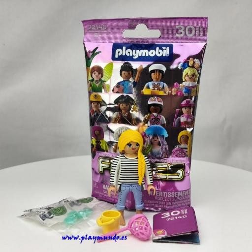 PLAYMOBIL SERIE  30 CHICAS RECOGIENDO CONCHAS EN LA PLAYA [1]