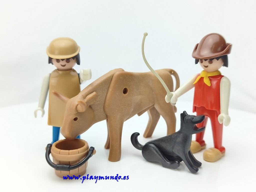 PLAYMOBIL 3577 GRANJEROS CON TORO (AÑO 1980)