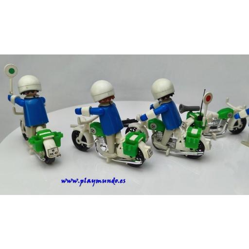 PLAYMOBIL 3401 SET DE POLICIAS (VERSION 2, AÑO 1978 - 1981) [4]