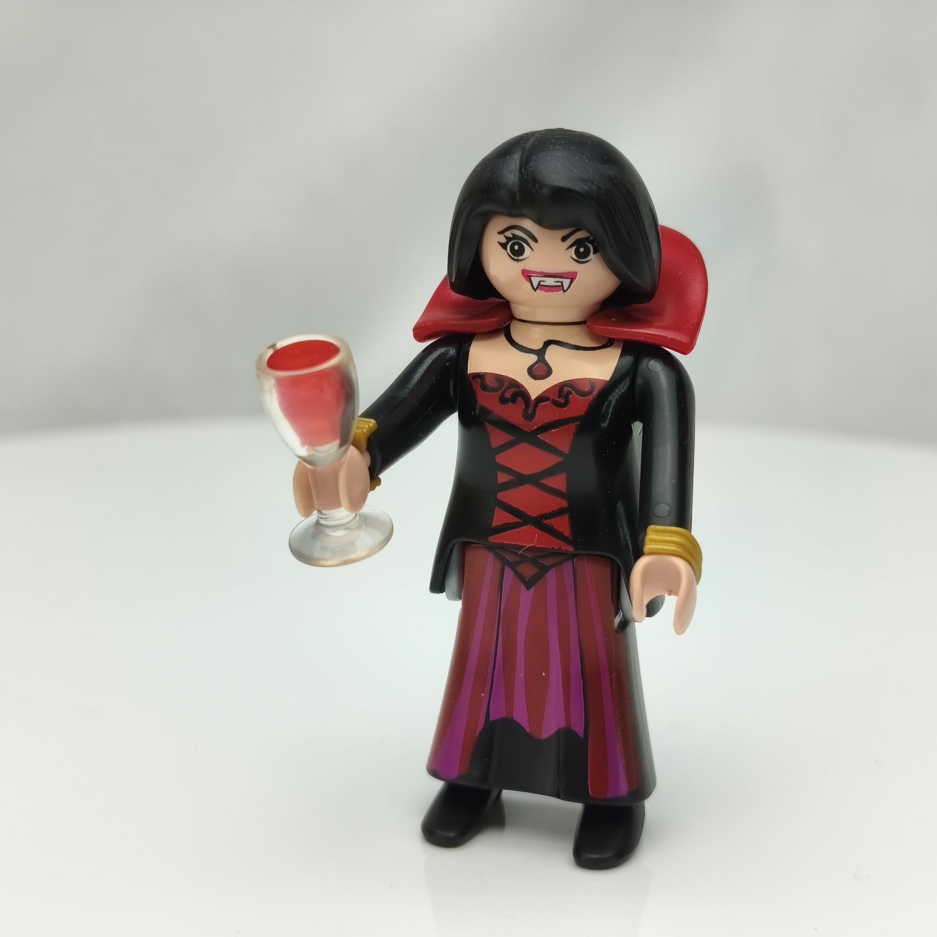 PLAYMOBIL SERIE 2 VAMPIRA DRACULA