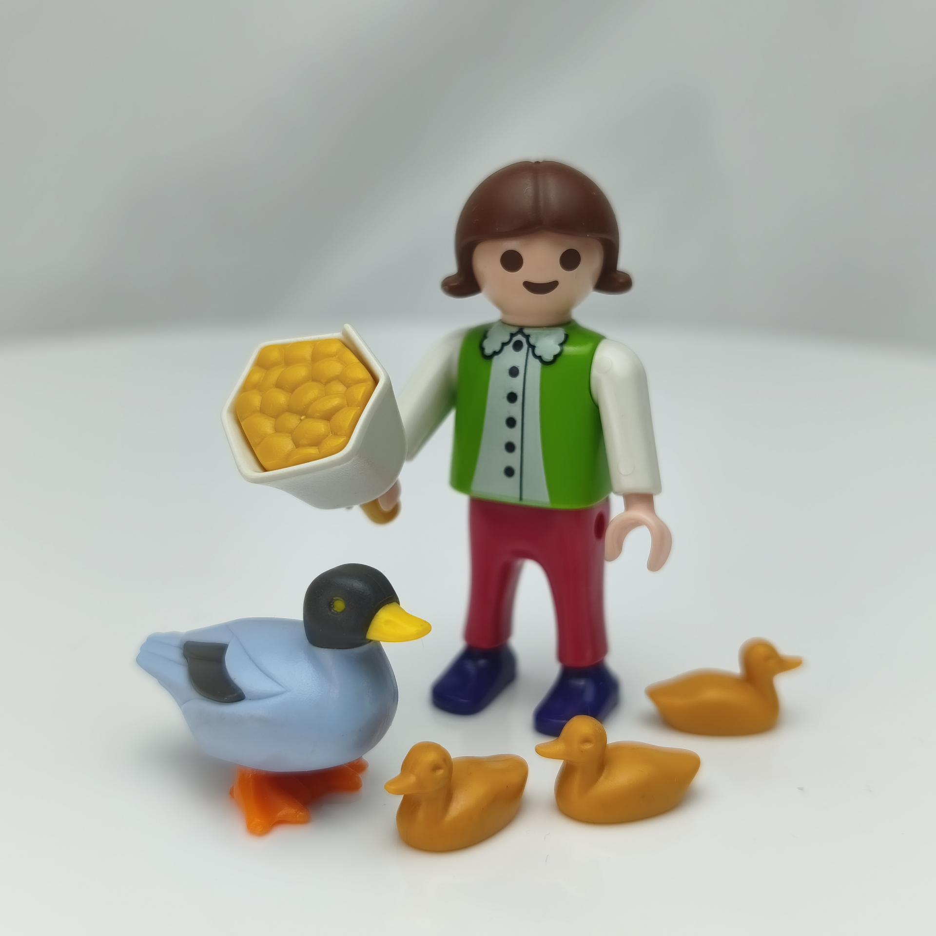 PLAYMOBIL 4549 SPECIAL NIÑA CON PATOS (AÑO 1998)