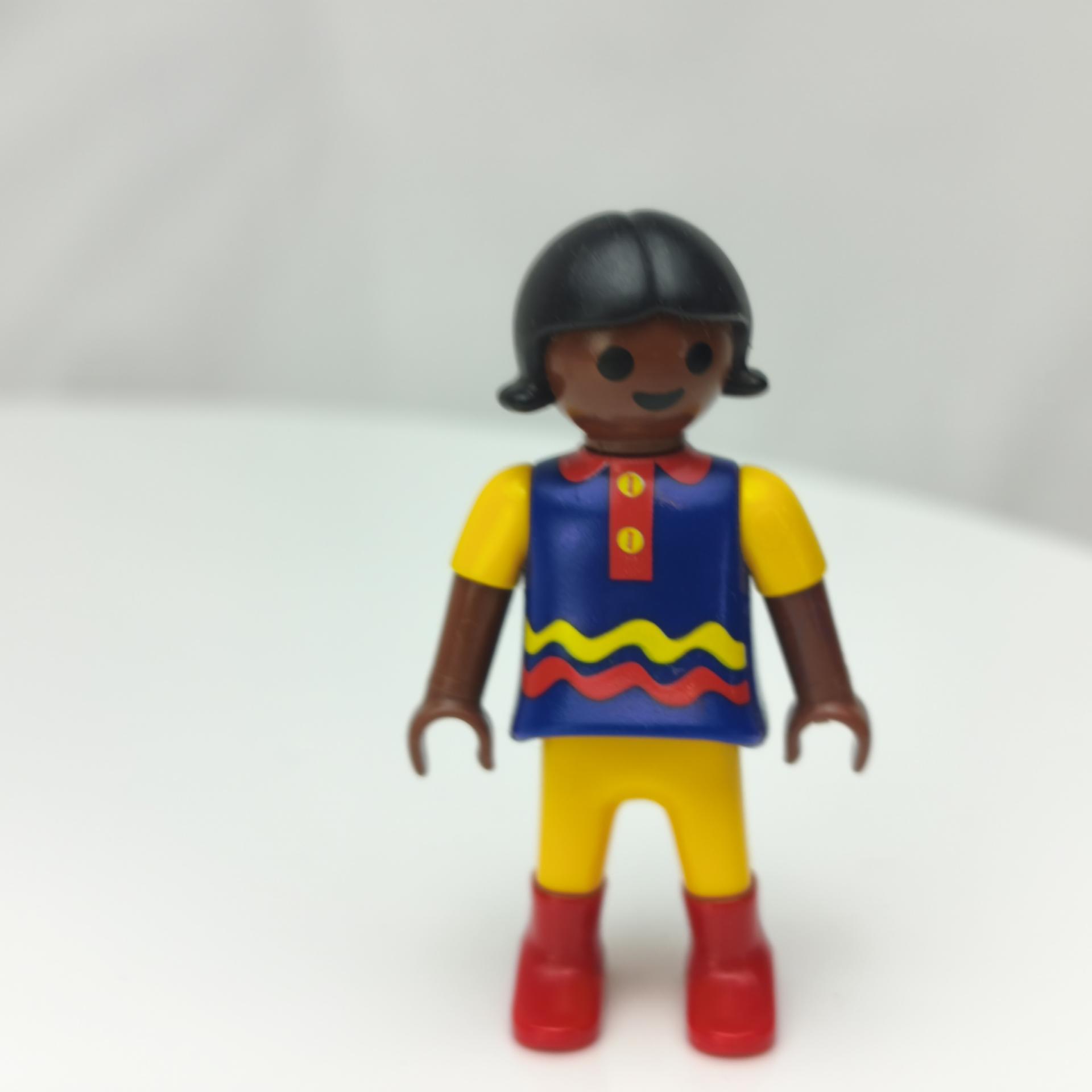 PLAYMOBIL NIÑA MUÑECO CLICK MOD0307