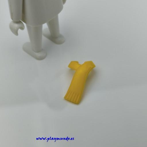 PLAYMOBIL BUFANDA AMARILLA CLASICA [0]