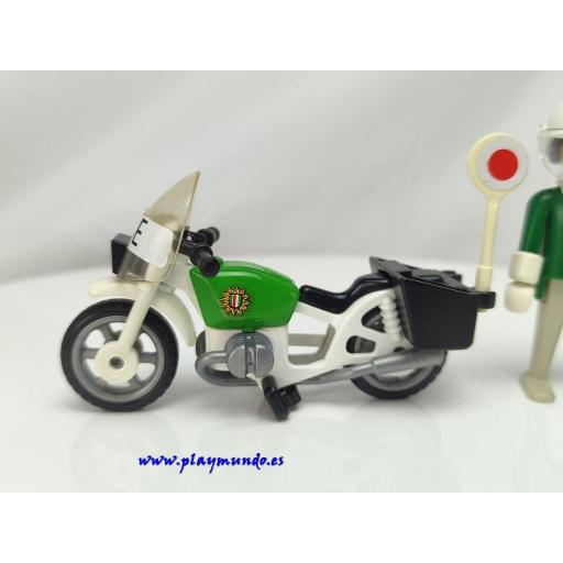 PLAYMOBIL 3564 POLICIA CON MOTO (VERSION 1, AÑO 1982 - 1988) [1]