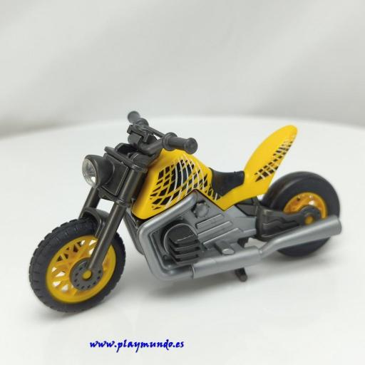 PLAYMOBIL MOTO AMARILLA [1]