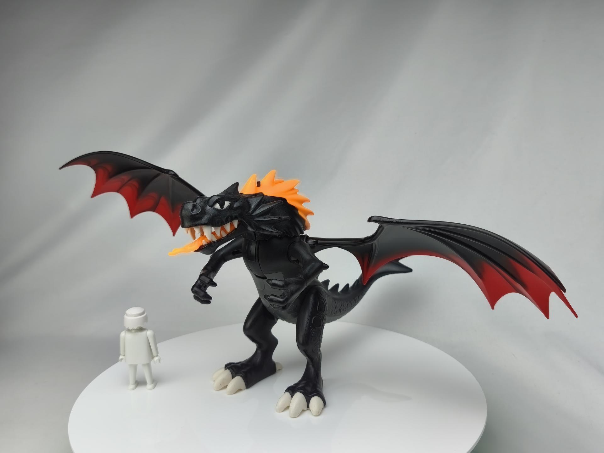 PLAYMOBIL DRAGON NEGRO GRANDE