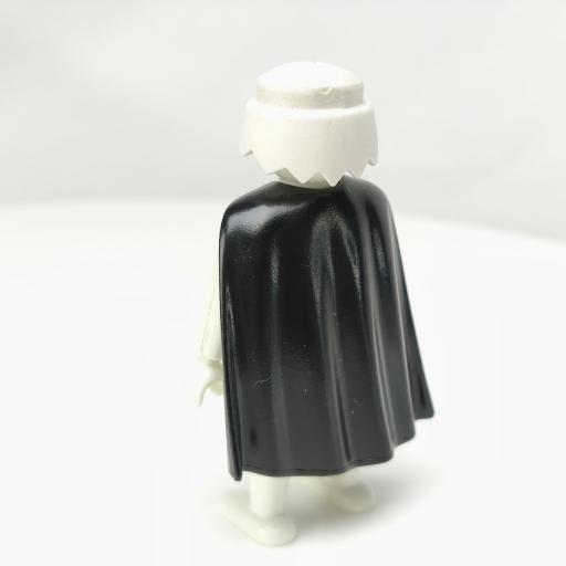PLAYMOBIL CAPA MEDIA NEGRA [1]