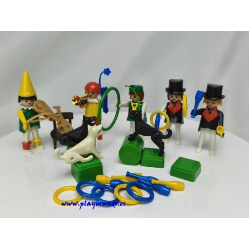 PLAYMOBIL 3513 PAYASOS , MALABARISTAS Y DOMADORA DE PERROS (AÑO 1978 - 1982)) [0]