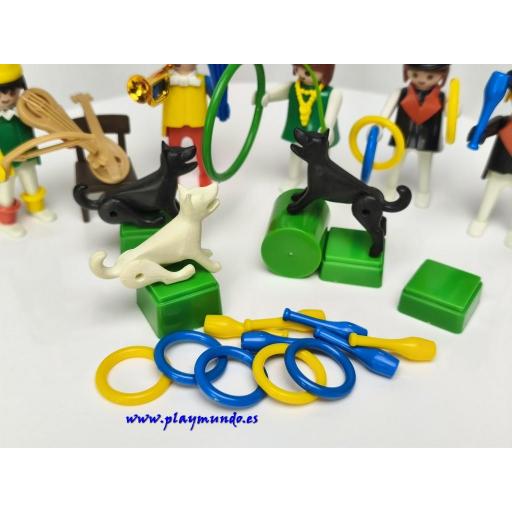 PLAYMOBIL 3513 PAYASOS , MALABARISTAS Y DOMADORA DE PERROS (AÑO 1978 - 1982)) [2]