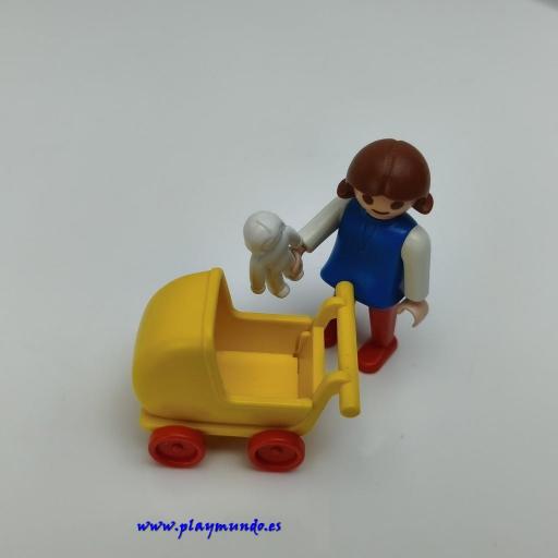 PLAYMOBIL 3357 NIÑA CON COCHECITO (AÑO 1982) [1]