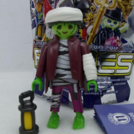 PLAYMOBIL SERIE 11 CHICOS ZOMBIE HALLOWEE [0]