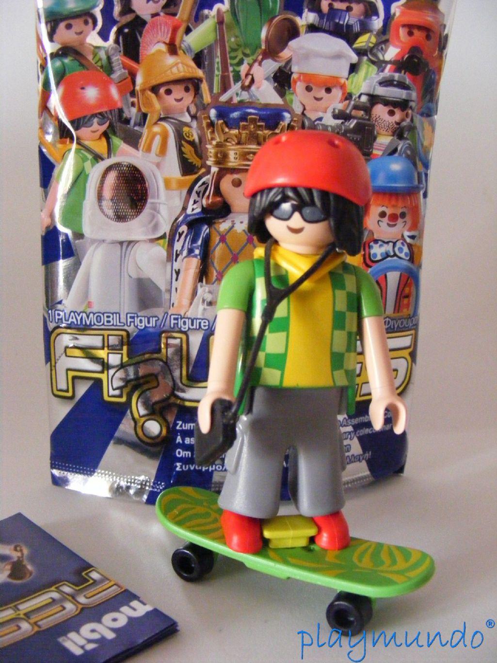 PLAYMOBIL SERIE 7 CHICOS PATINETE CHICO SKATEBOARD