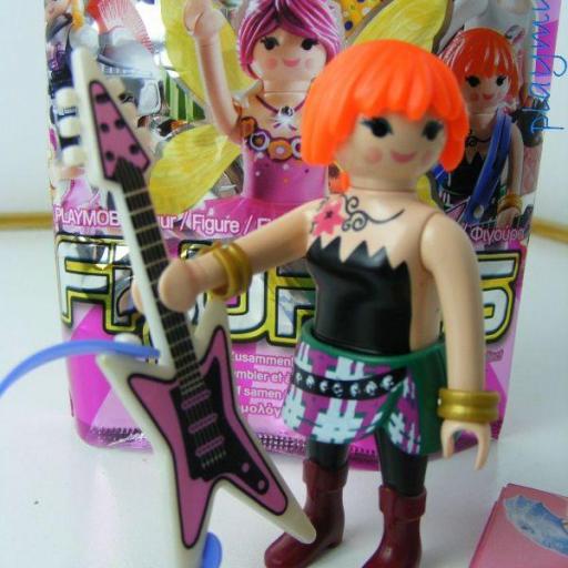 PLAYMOBIL SERIE 8 FIGURES CHICAS ROCKERA MUSICA [0]