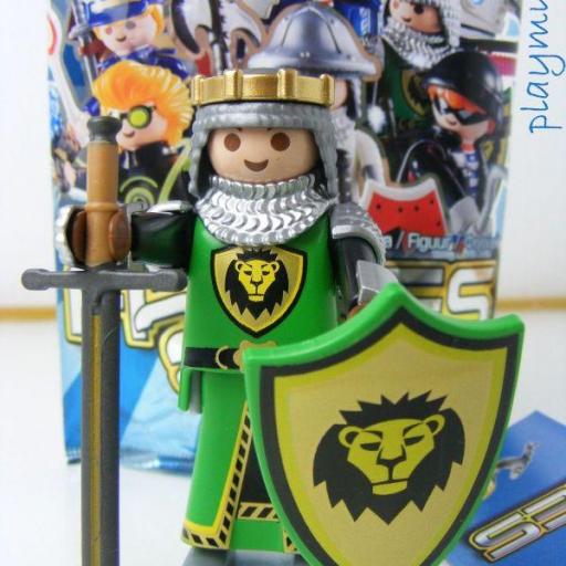 PLAYMOBIL SERIE 8 FIGURES CHICOS CABALLERO MEDIEVAL REY [0]