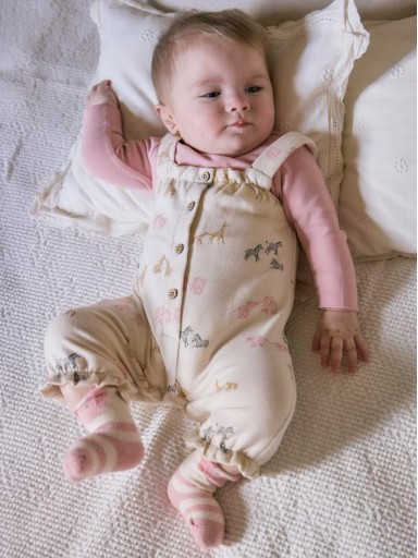 Conjunto Peto bebé niña Mayoral 2606.JPG
