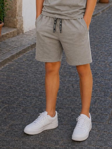 Bermuda punto niño CANADA HOUSE Wildjump 26397271.jpg