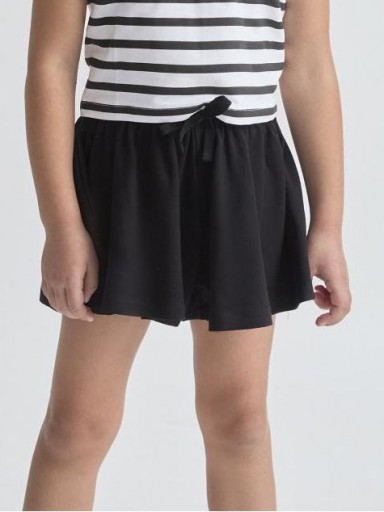 Short niña CANADA HOUSE San Diego 26388071-26388231.jpg [0]