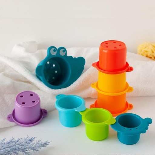 Cubos apilables para el baño 8 piezas KIOKIDS 2716.jpg [0]