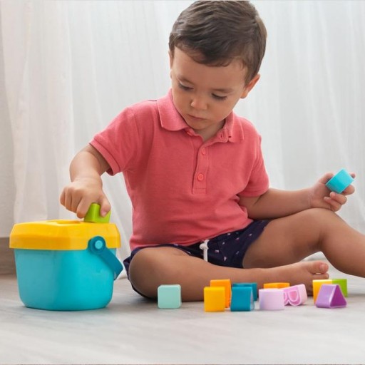 Cubo juguete con formas encajables KIOKIDS 3217.jpg [1]