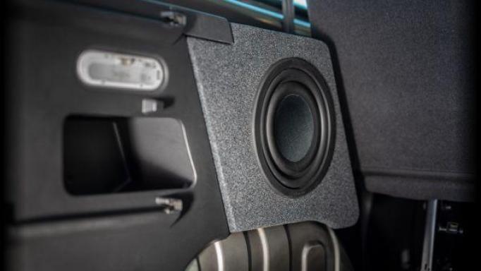 Caja  subwoofer  Vivaro L [1]