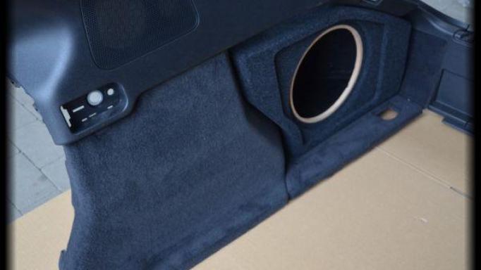 Caja subwoofer Porsche Panamera R