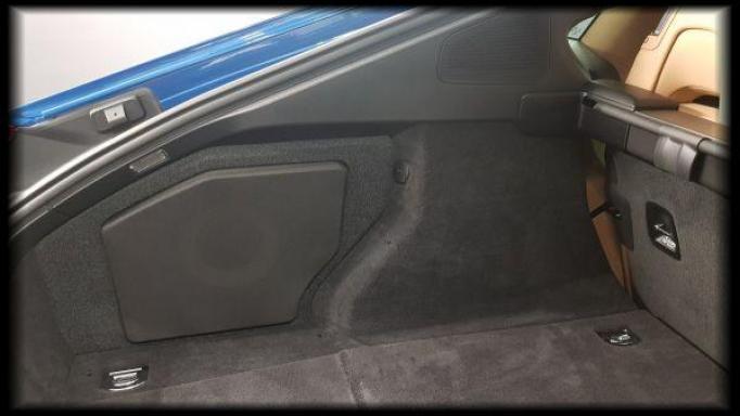 Caja subwoofer Porsche Panamera L [1]