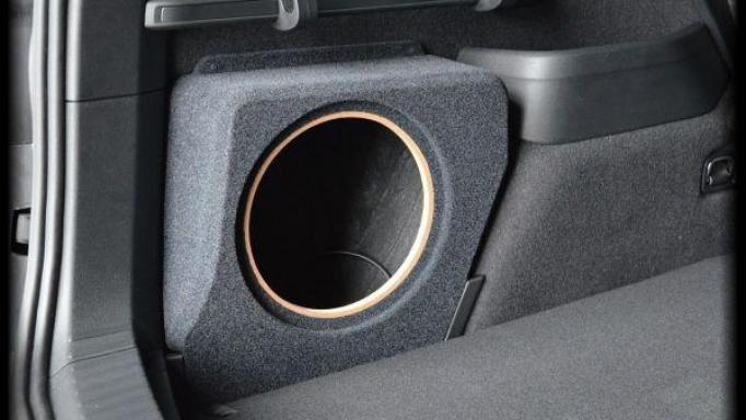 Caja subwoofer Skoda Kodiaq [1]