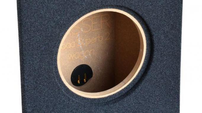 Caja subwoofer  Skoda Superb 2 Wagon