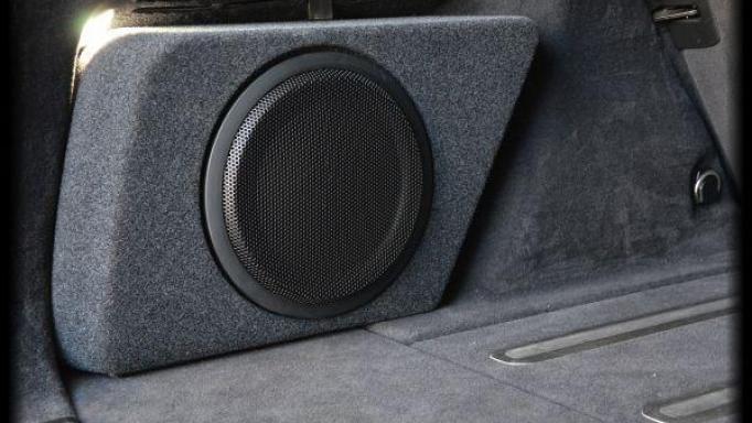 Caja de subwoofer BMW Serie 3 G21 Touring [1]