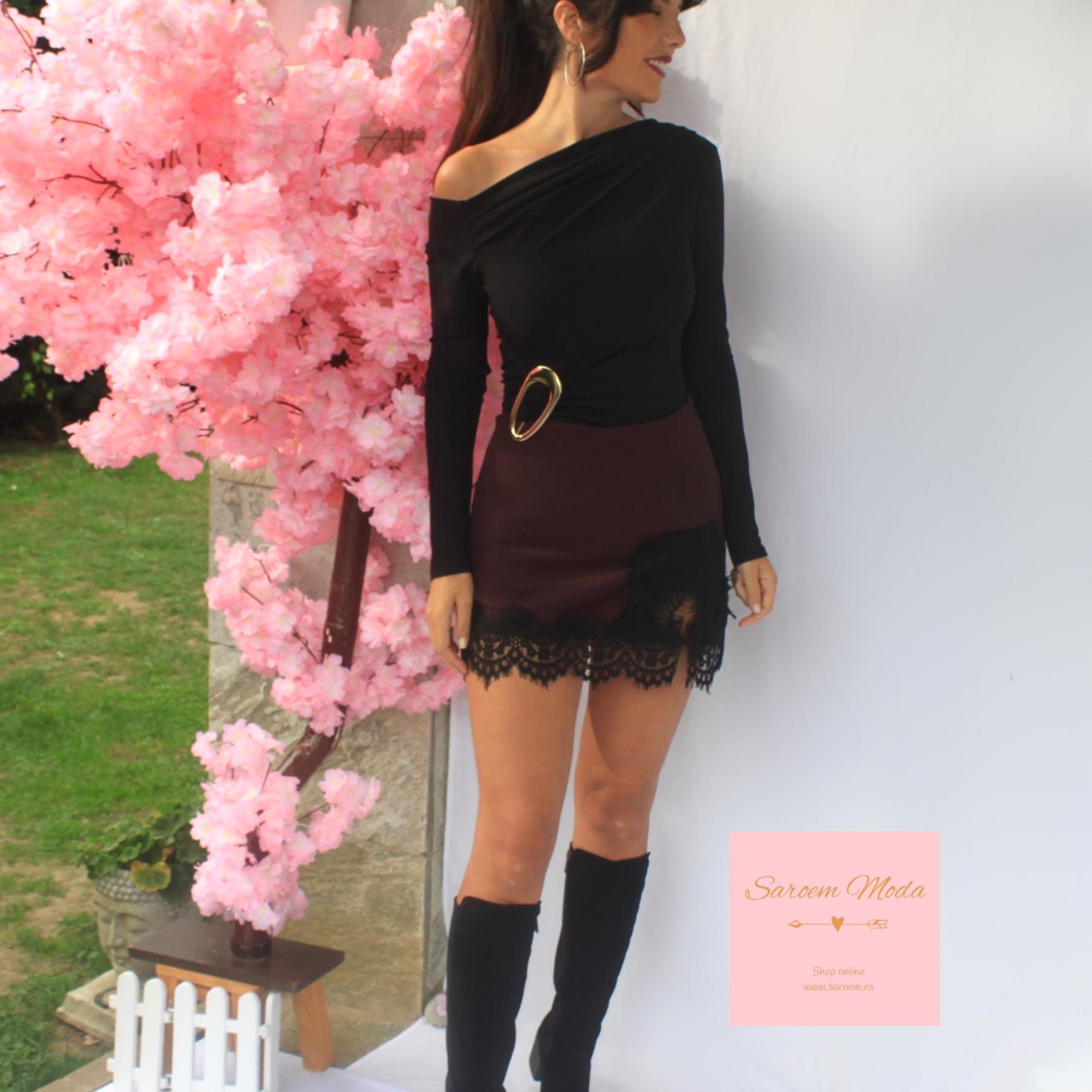 Falda Pantalón Encaje Berenjena