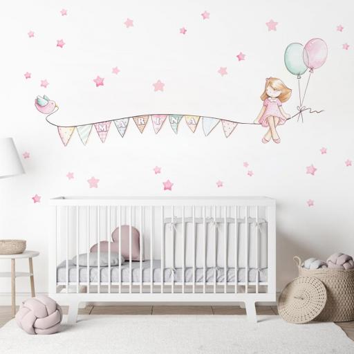 VINILO INFANTIL: Niña con guirnalda personalizada con nombre y estrellas rosas, en tonos muy suaves, 1,60 m.  de ancho [1]