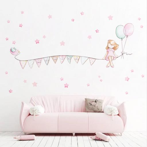 VINILO INFANTIL: Niña con guirnalda personalizada con nombre y estrellas rosas, en tonos muy suaves, 1,60 m.  de ancho [2]
