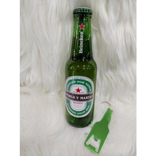 Cerveza Heineken con etiqueta y Llavero Personalizada, Tarjeta y envuelta con celofan y lazo [1]