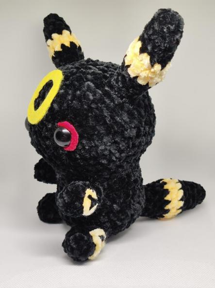 Umbreon Pokémon a crochet hecho a mano con lana suave peluche amigurumi hand made [2]